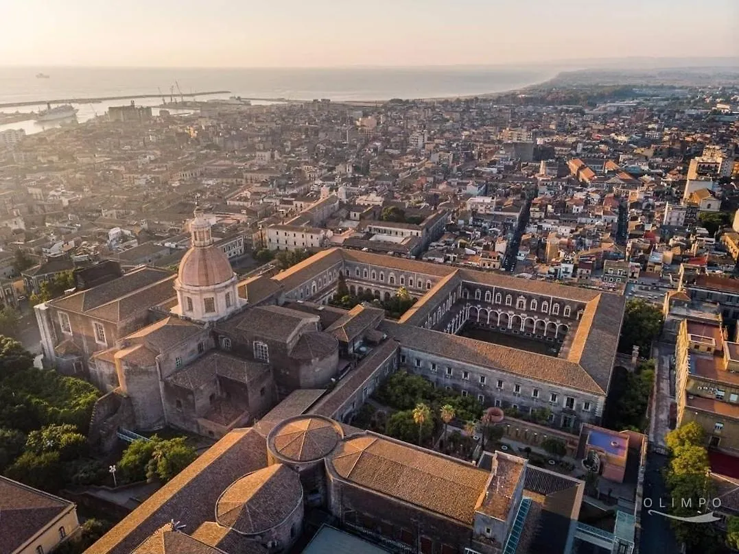 Thiago Luxury Home Catania Italy